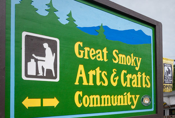 gatlinburg arts & crafts community